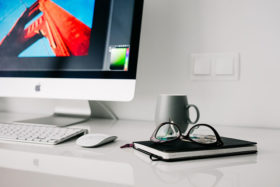 Compellingly administrate vertical strategic theme areas